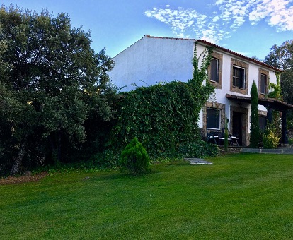 Foto de Villa casa La Viña donde se observa la entrada al lugar