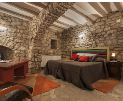 Foto de Villa Castell de fonolleres donde se puede observar una de sus habitaciones