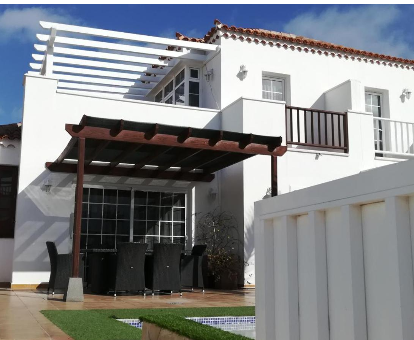Foto de Villa Casa Piscis donde se observa su porche