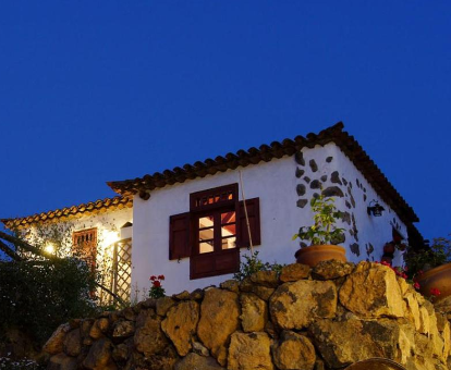 Foto de Villa Finca los Ciruelos donde se observa su fachada
