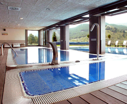 Foto de las piscinas cubiertas del spa